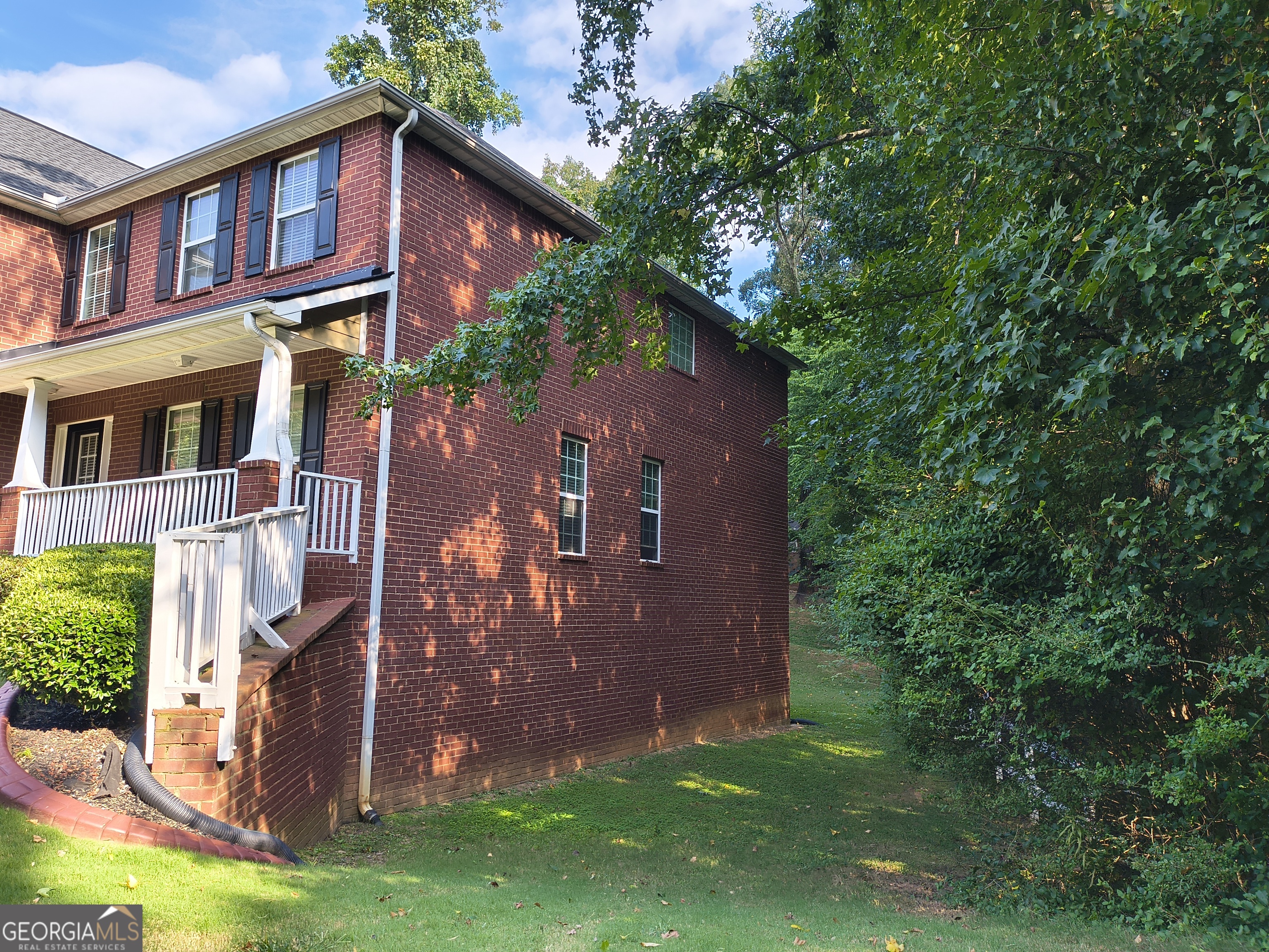 5538 Mossy View DR