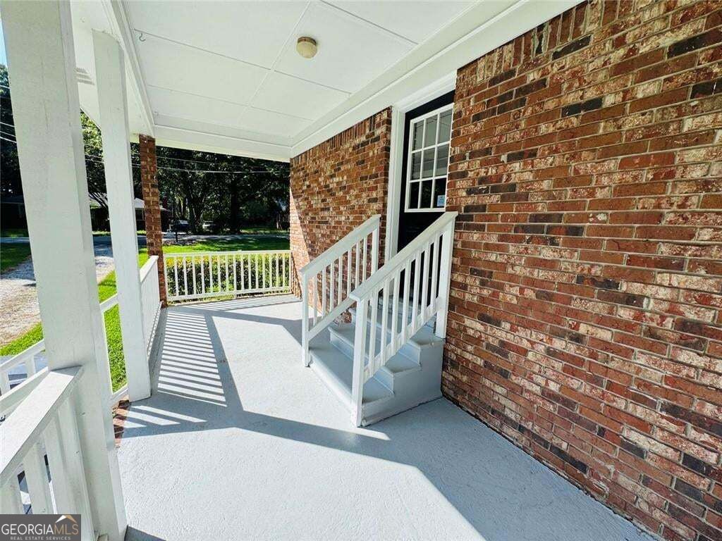 246 Bruce ST