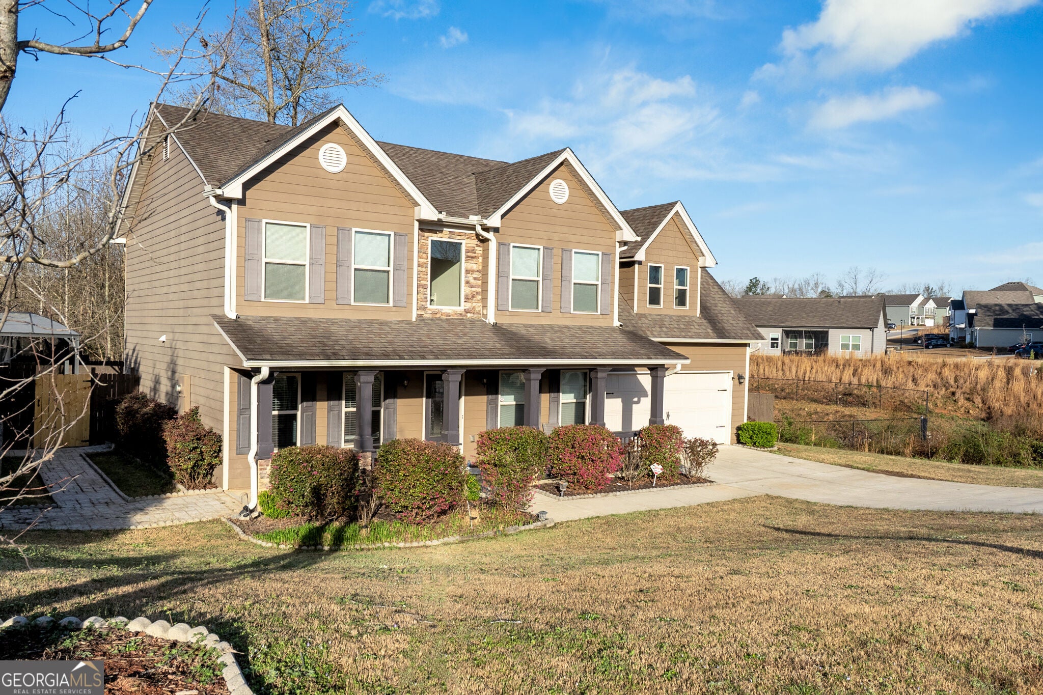 1615 Newport DR