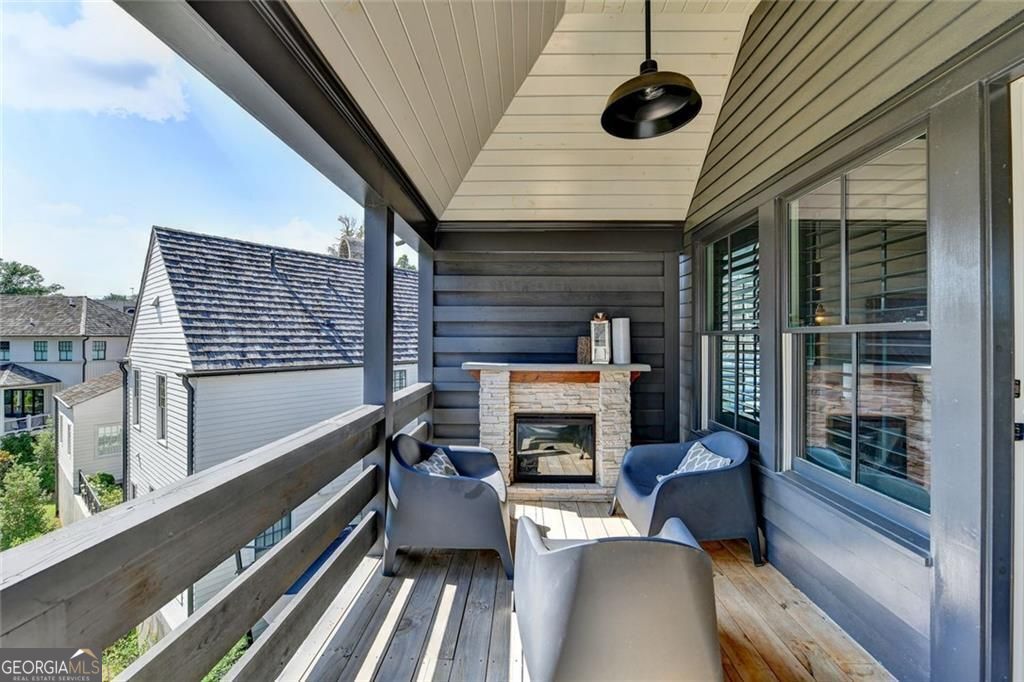 Alpharetta, Georgia 30009, United States, 3 Bedrooms Bedrooms, ,4 BathroomsBathrooms,Residential,Active,158757