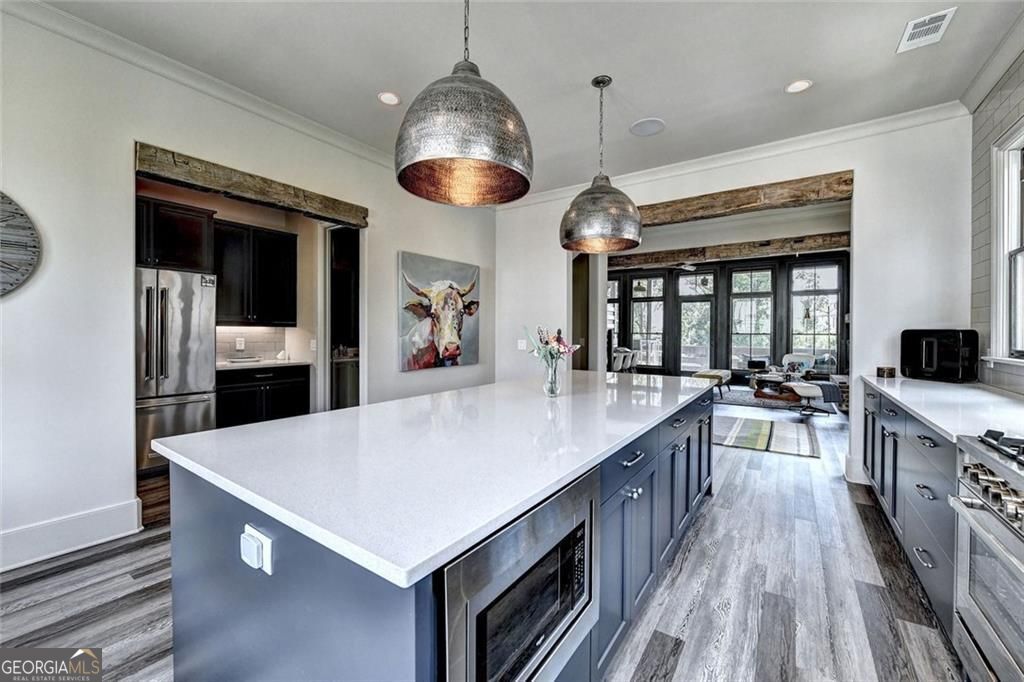 Alpharetta, Georgia 30009, United States, 3 Bedrooms Bedrooms, ,4 BathroomsBathrooms,Residential,Active,158757