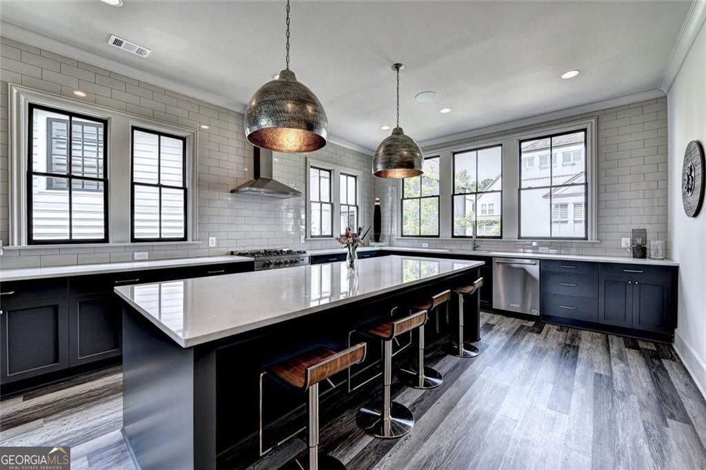 Alpharetta, Georgia 30009, United States, 3 Bedrooms Bedrooms, ,4 BathroomsBathrooms,Residential,Active,158757