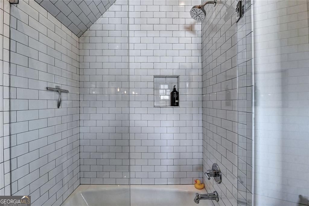 Alpharetta, Georgia 30009, United States, 3 Bedrooms Bedrooms, ,4 BathroomsBathrooms,Residential,Active,158757