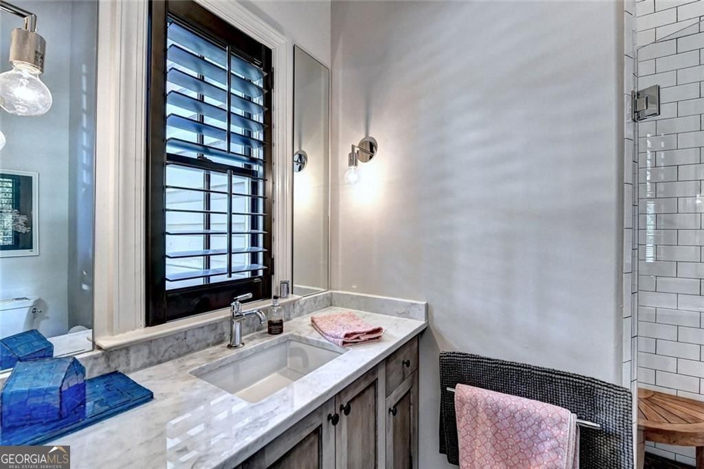 Alpharetta, Georgia 30009, United States, 3 Bedrooms Bedrooms, ,4 BathroomsBathrooms,Residential,Active,158757