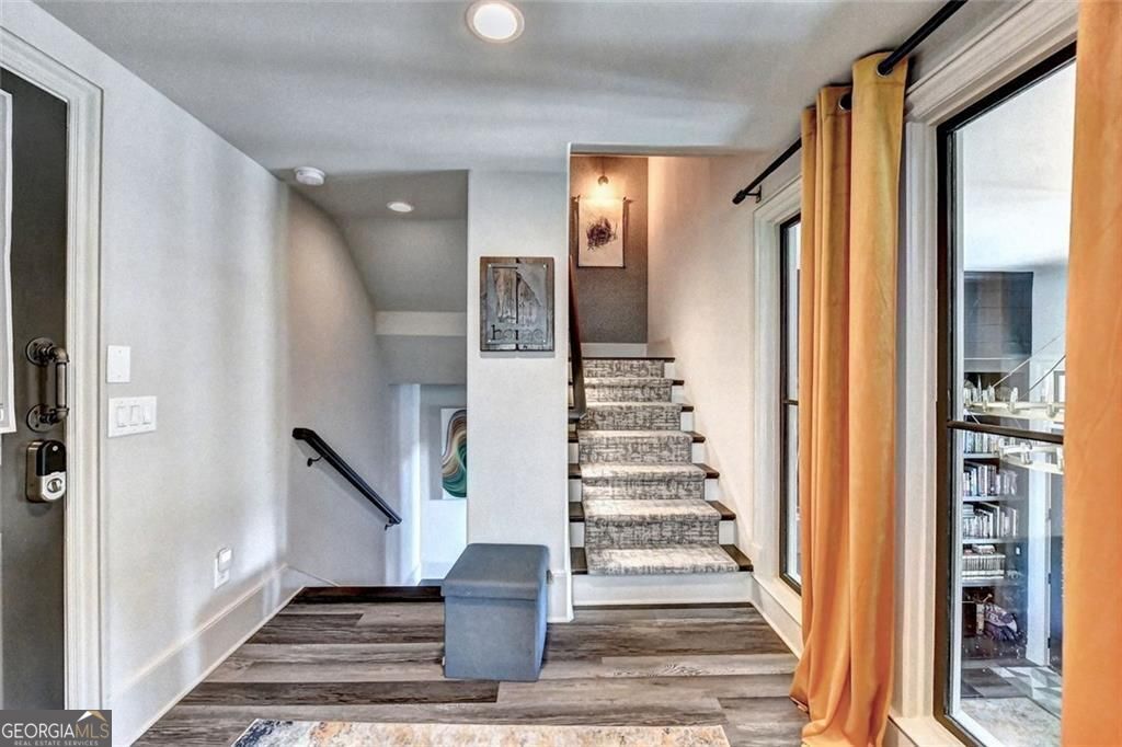 Alpharetta, Georgia 30009, United States, 3 Bedrooms Bedrooms, ,4 BathroomsBathrooms,Residential,Active,158757