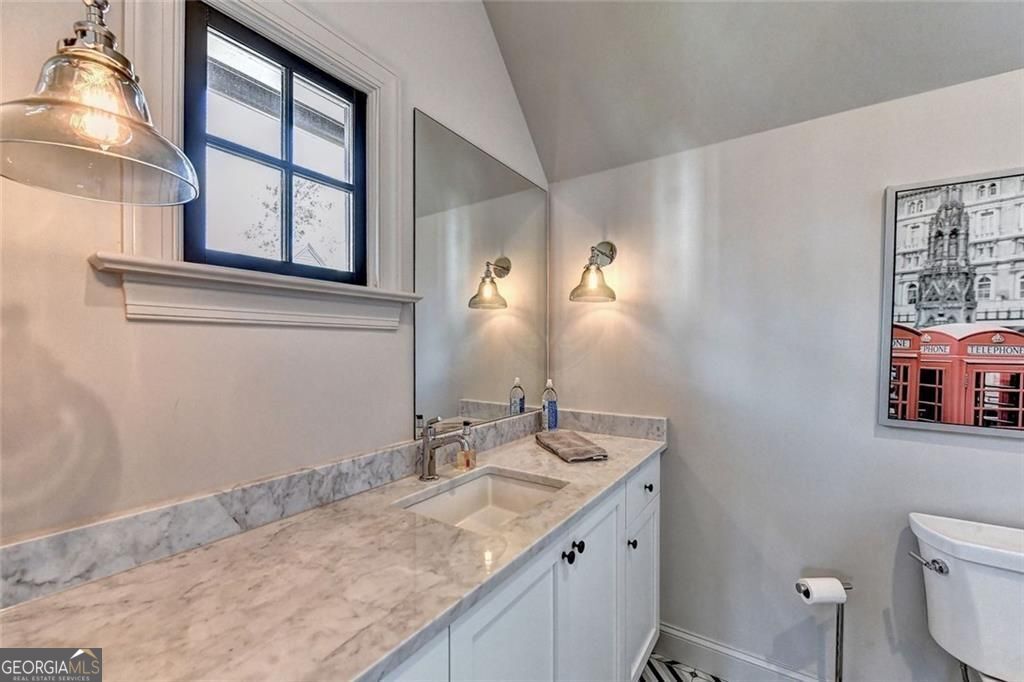 Alpharetta, Georgia 30009, United States, 3 Bedrooms Bedrooms, ,4 BathroomsBathrooms,Residential,Active,158757