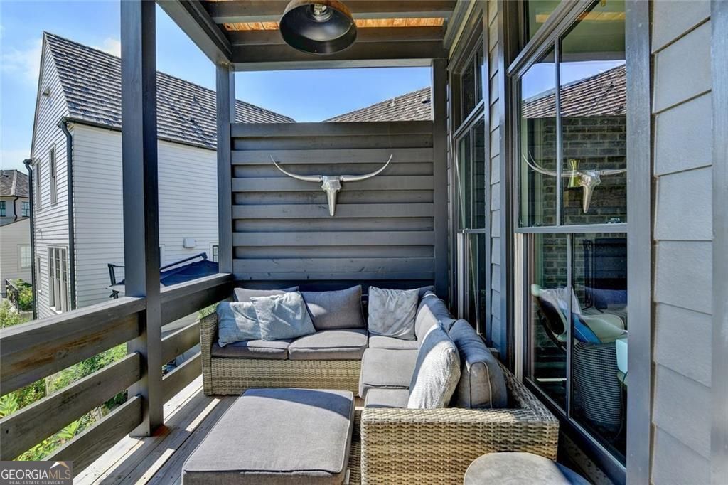 Alpharetta, Georgia 30009, United States, 3 Bedrooms Bedrooms, ,4 BathroomsBathrooms,Residential,Active,158757