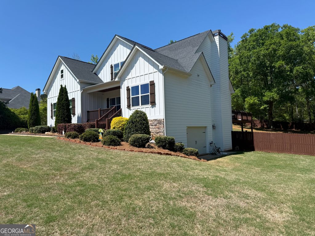 Photo of 297 Huntington Way, Williamson, GA 30292 (MLS # 10728730)