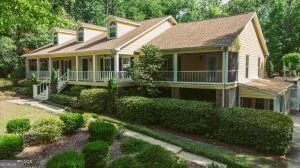 1132 Saint Andrews Drive