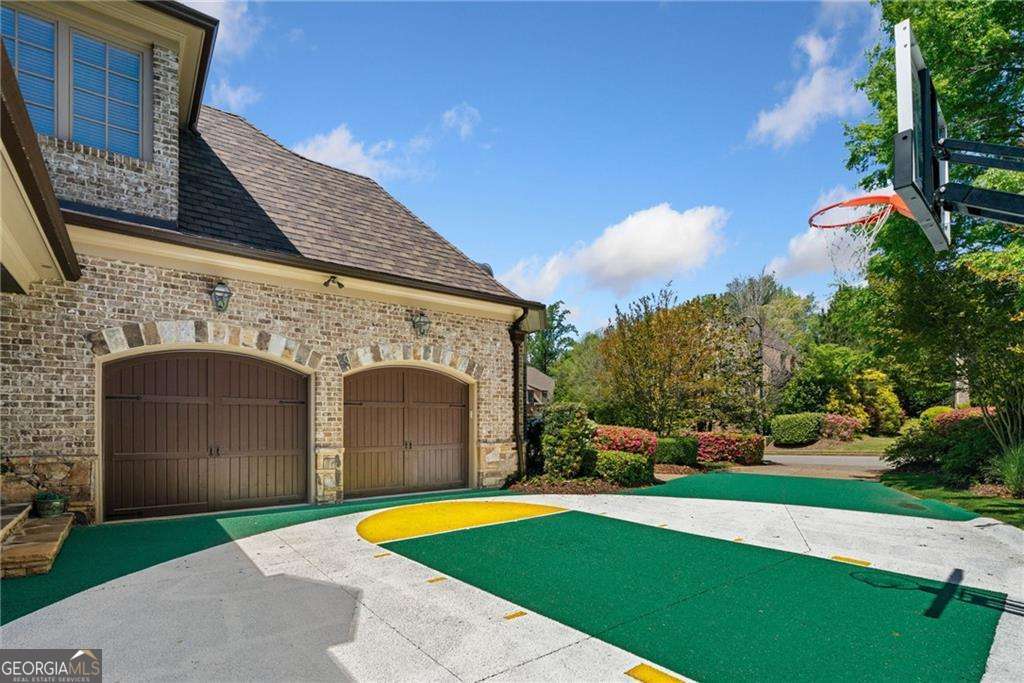 841 Camden Park CT NE