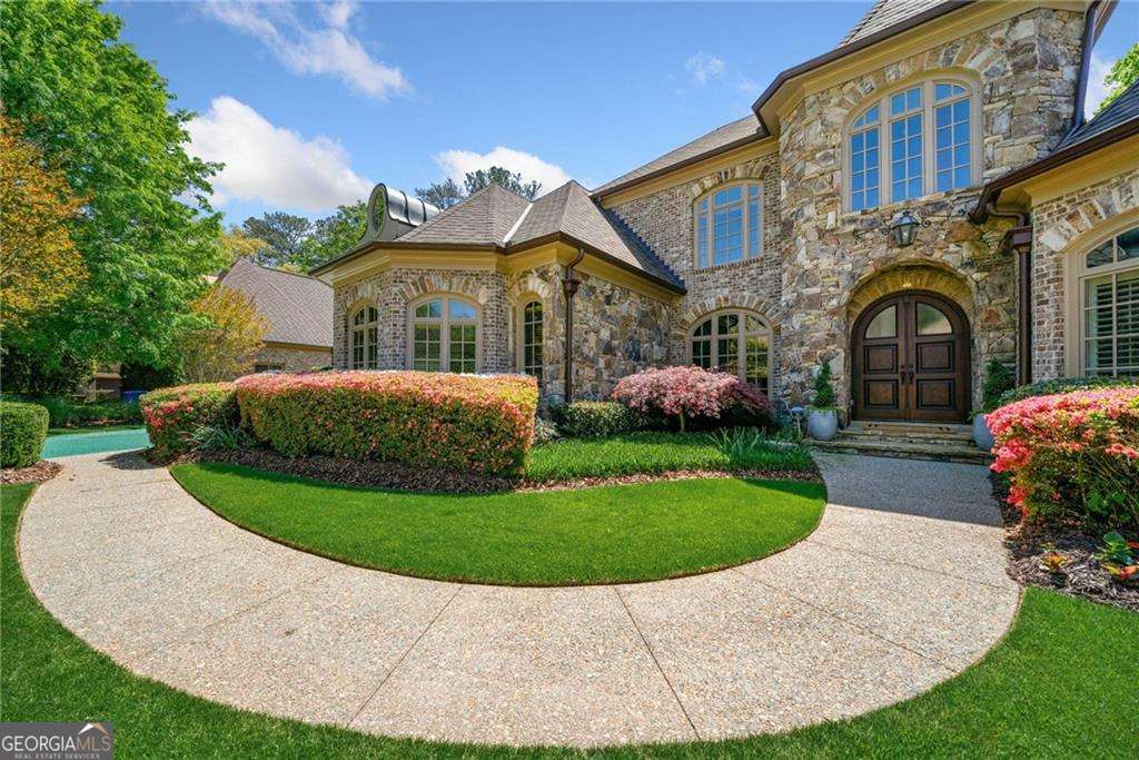 841 Camden Park CT NE