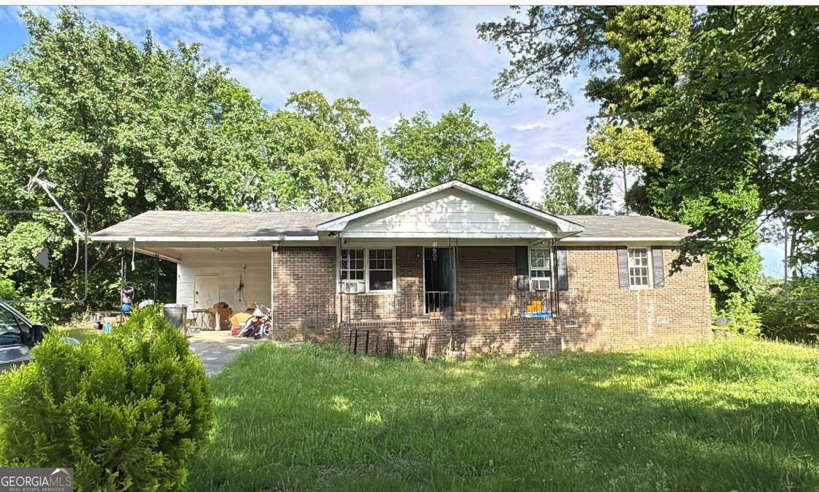 COMING SOON-Charming 3-Bedroom Home in Quiet Cul-de-Sac - Investor & First-Time Buyer Friendly! This 3-bedroom, 1-bath home is full of potential and ready for your personal touch. Located in a peaceful cul-de-sac, it offers a great opportunity for first-time homeowners or savvy investors. Featuring hardwood floors and solid bones, this property is a blank canvas for customization. While the home will need some TLC, we're offering a $10,000 concession for HVAC installation to Buyer to help get you started. Priced to sell - don't miss out on this value-packed opportunity! Make it your own and build instant equity!