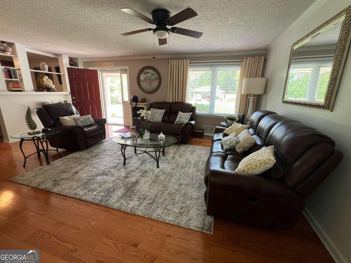 126 Brittany DR