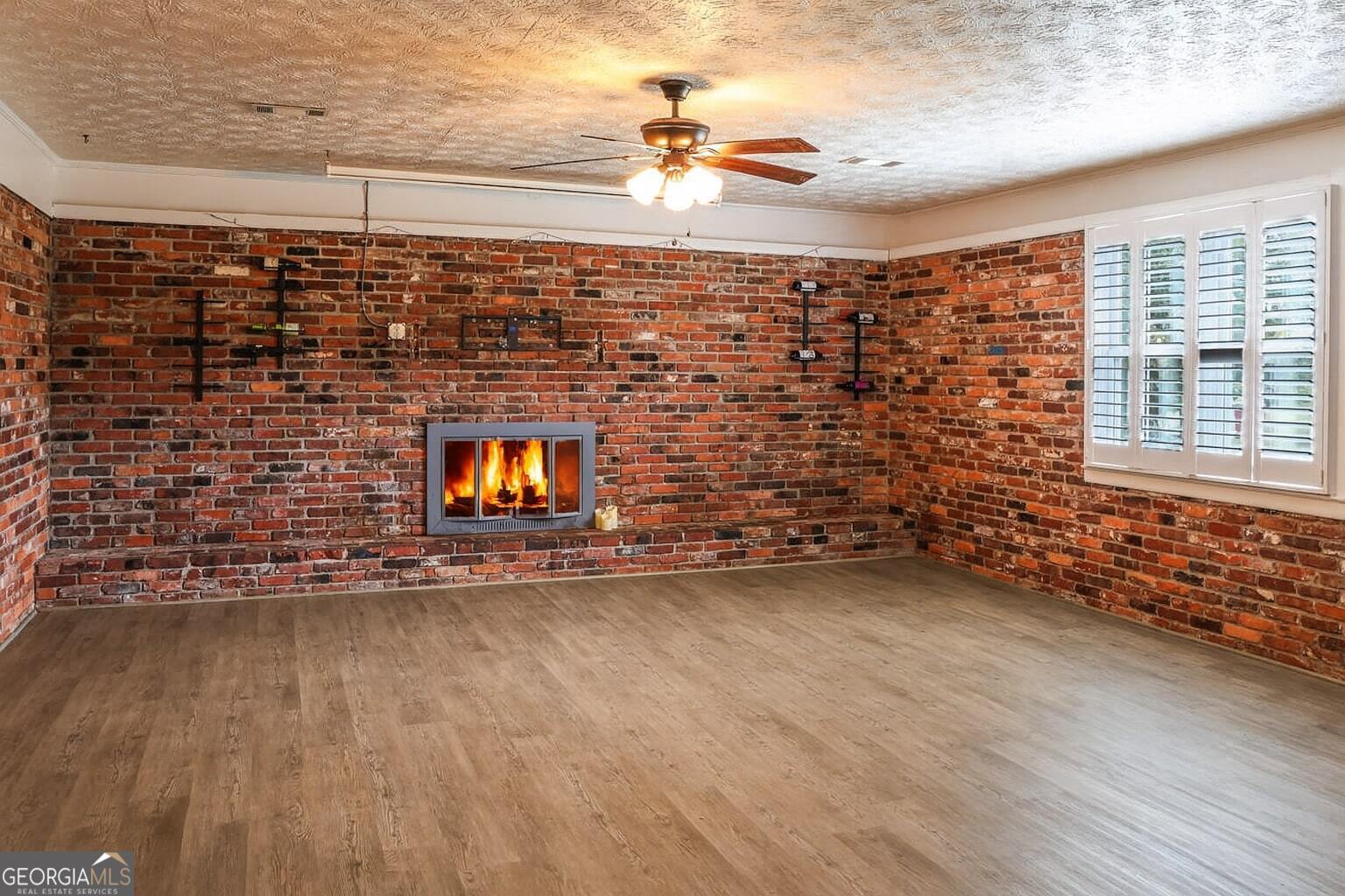 2026 Ellis LN