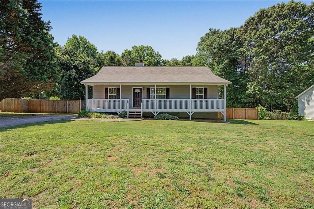 Photo of 155 Ravenwood Lane, Rockmart, GA 30153 (MLS # 10767550)
