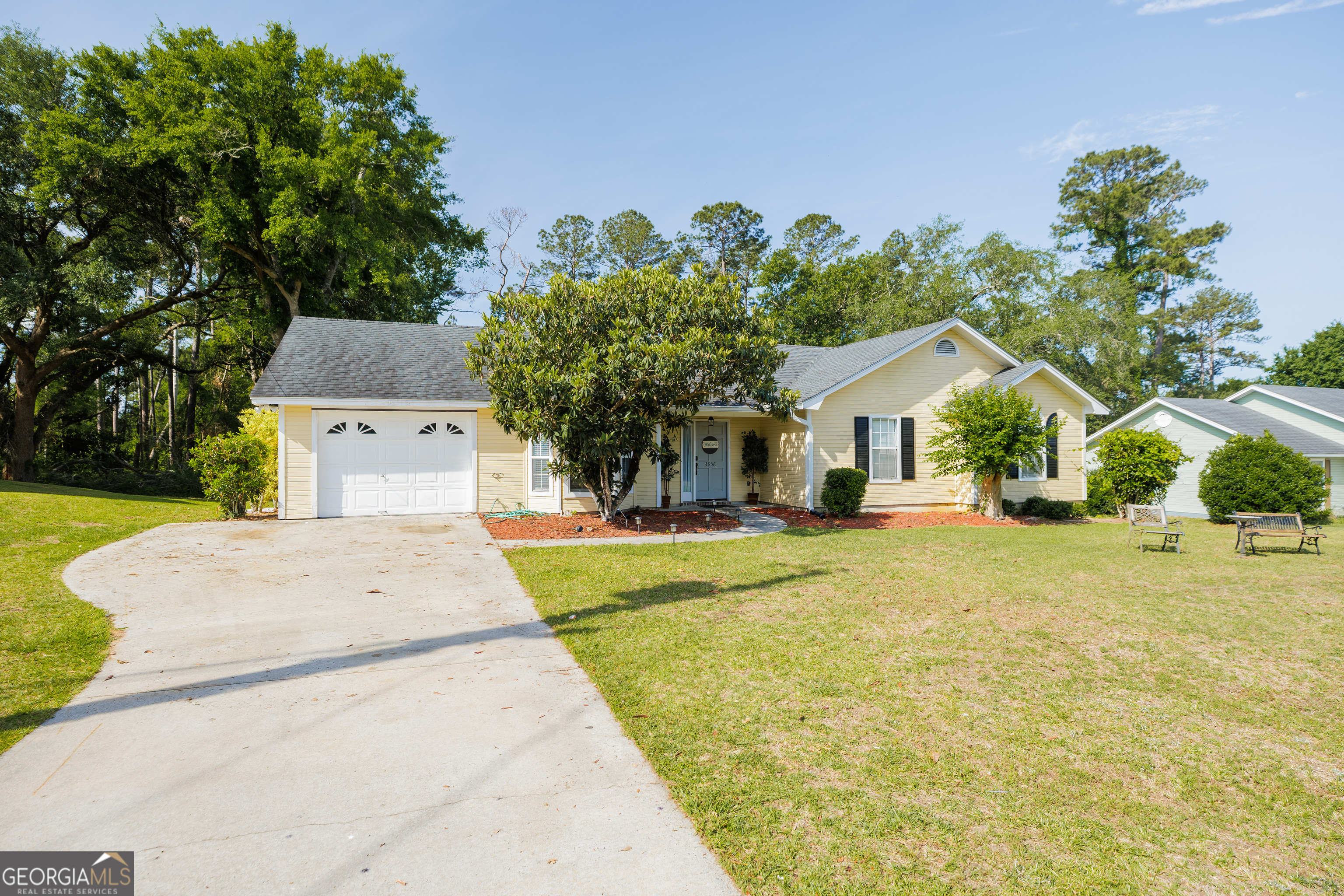 3956 Foxridge DR