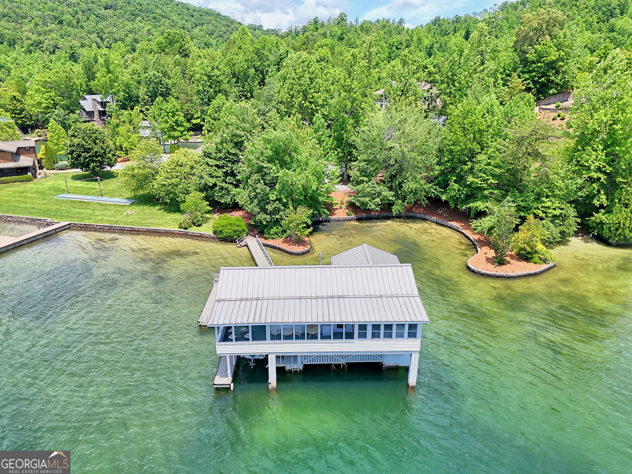 1615 Timpson Cove RD