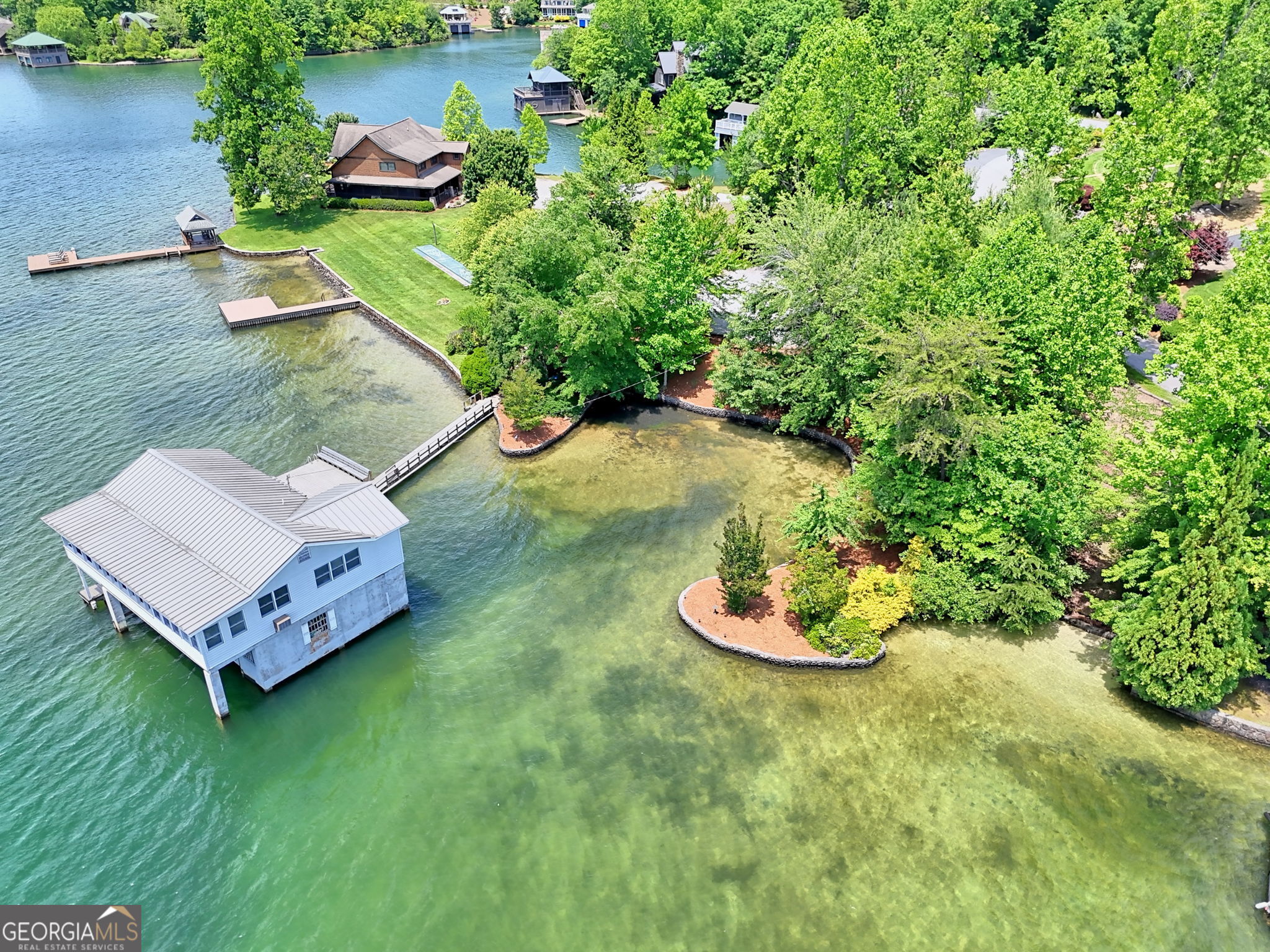 1615 Timpson Cove RD