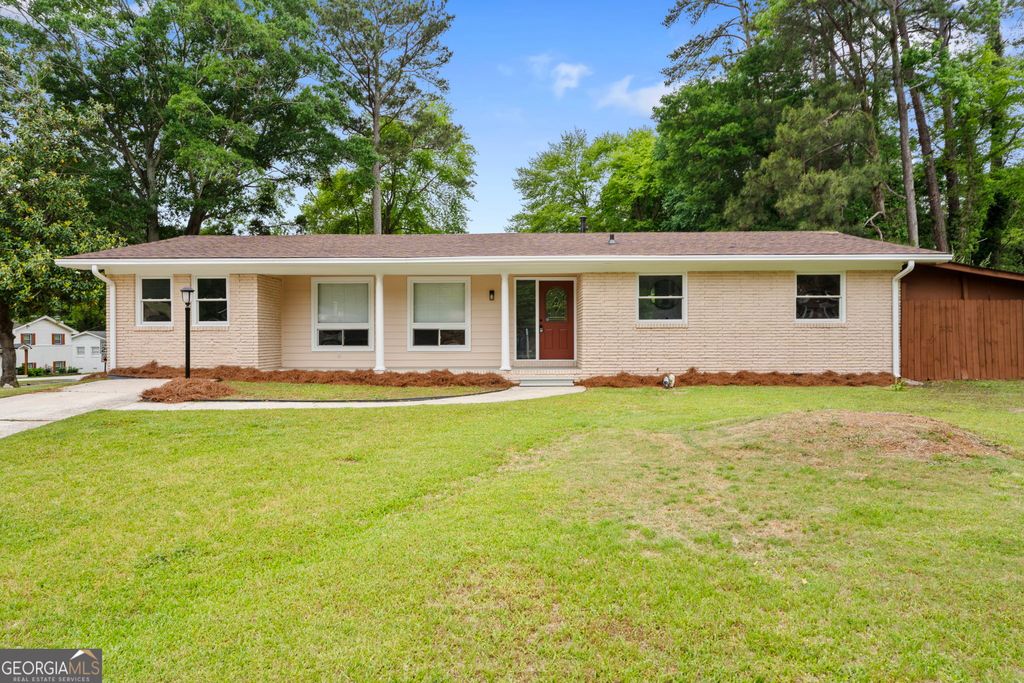 Photo of 6463 Maddox Road, Morrow, GA 30260 (MLS # 10755922)