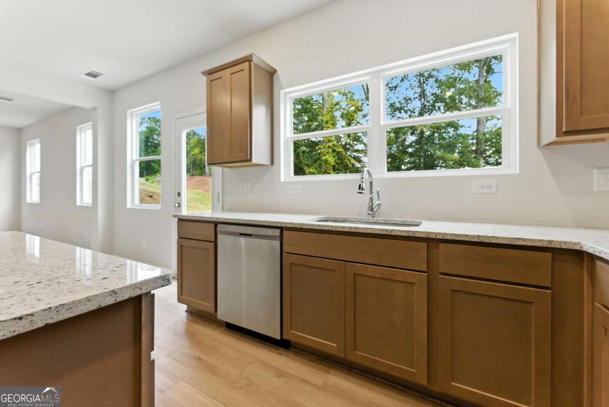141 Bloomfield CIR