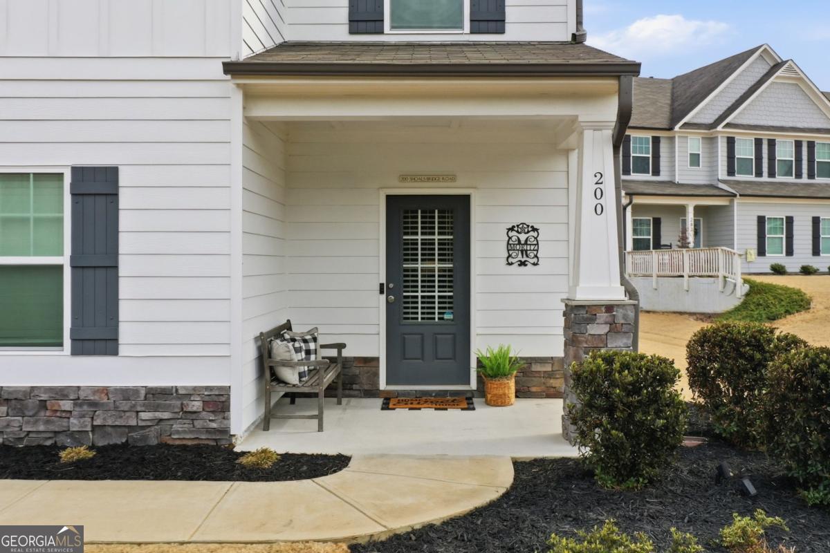 200 Shoals Bridge RD