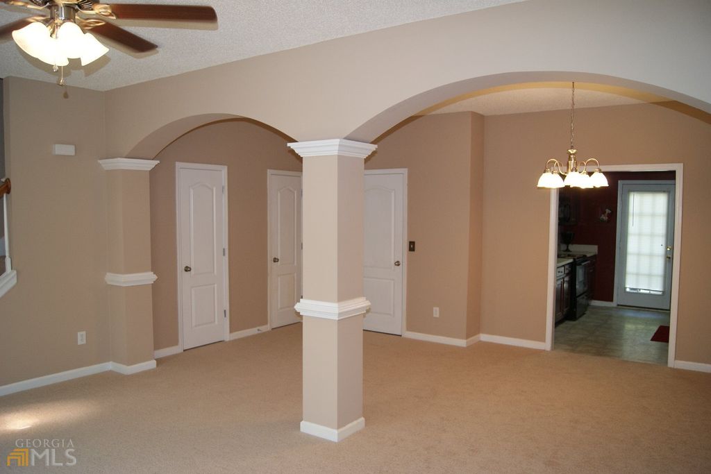 Photo of 848 Commerce Boulevard, Riverdale, GA 30274 (MLS # 10667506)