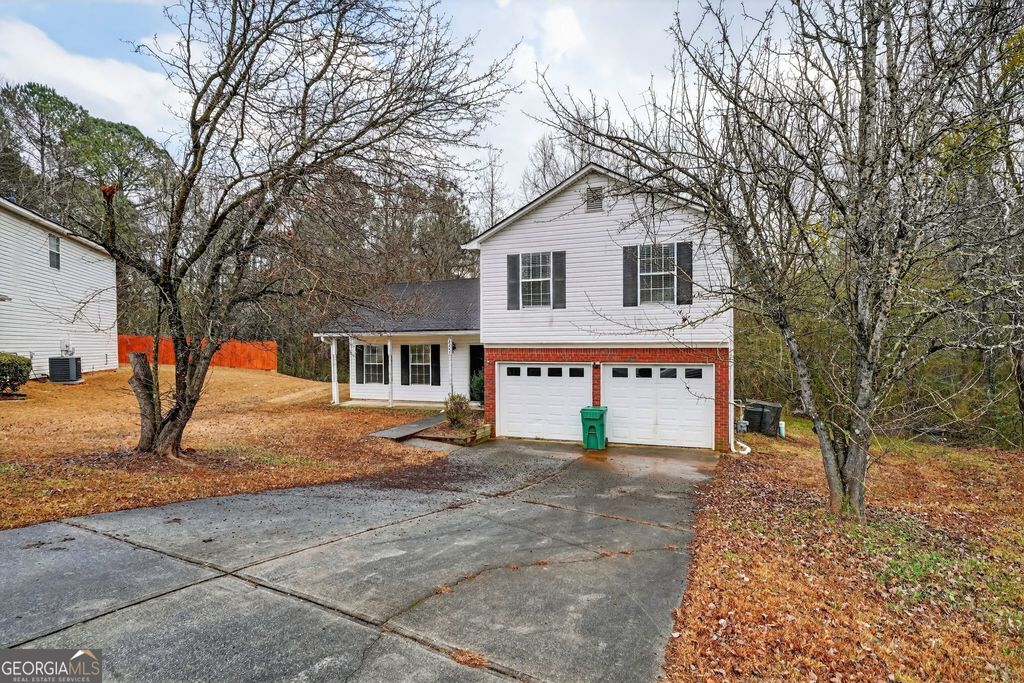 Photo of 2247 Clayton Ridge, Lithonia, GA 30058 (MLS # 10691669)