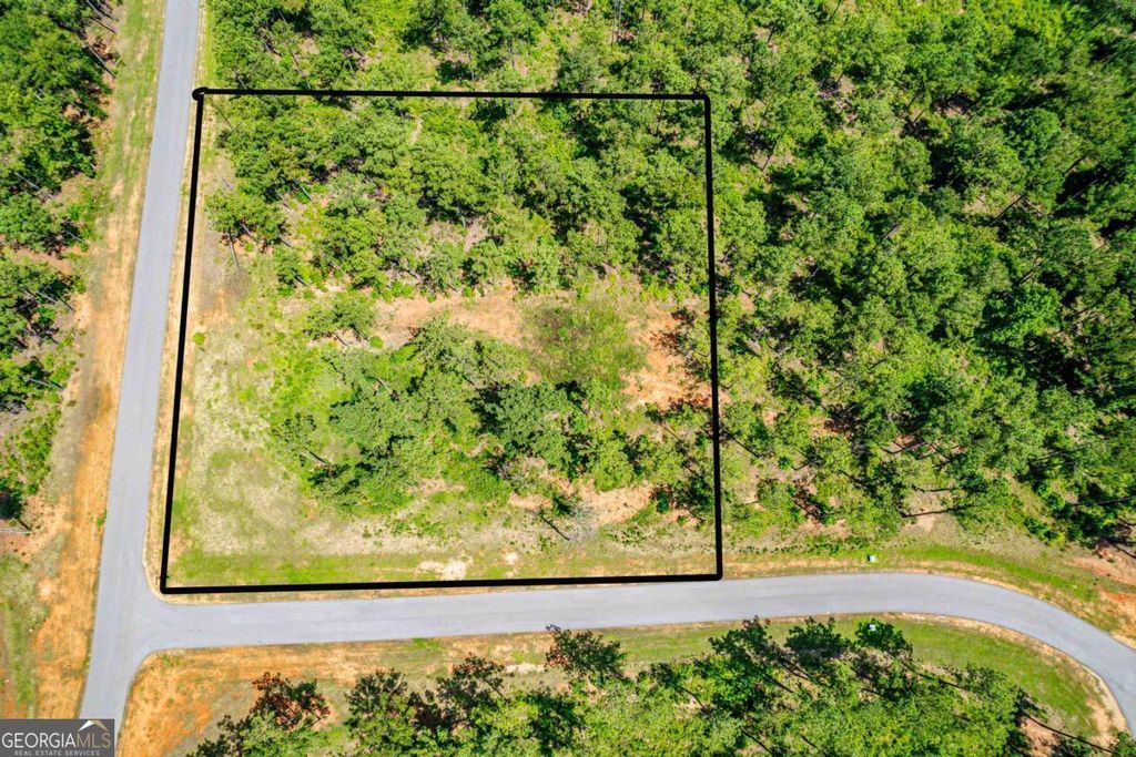 Photo of 401 White Oak Cove, Milledgeville, GA 31061 (MLS # 10703401)