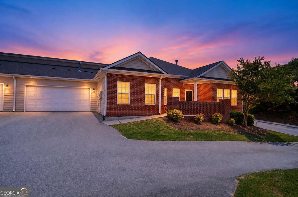 Photo of 341 Villa Park Circle, Stone Mountain, GA 30087 (MLS # 10779080)