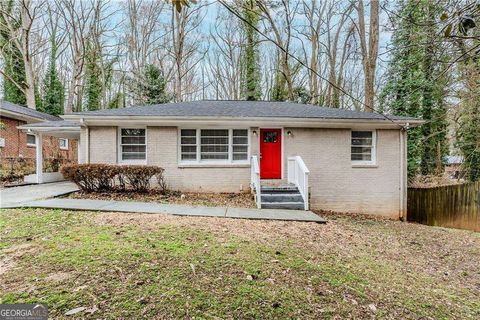 2096 Snow RD SW Atlanta GA 30311