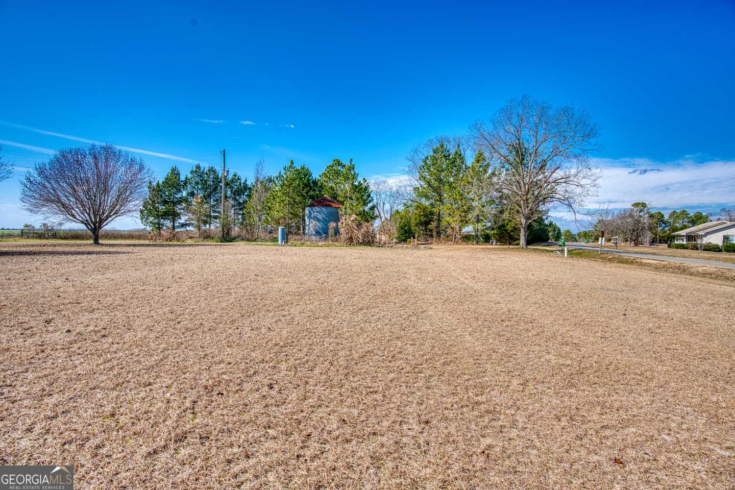 441 Weaver RD