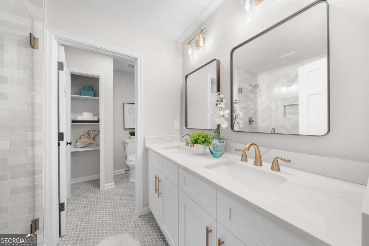 Dunwoody Highlands - Residential
