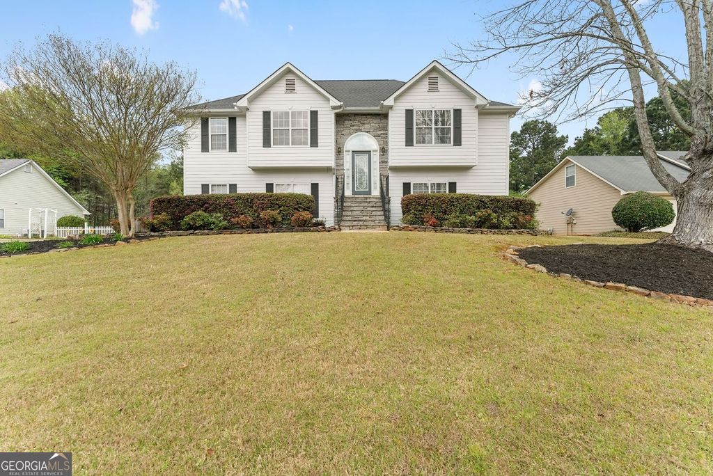 Photo of 5238 Fawn Ivey Lane, Buford, GA 30519 (MLS # 10719930)