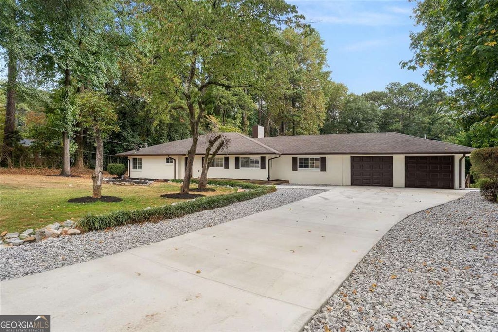 Photo of 2410 Rugby Avenue, College Park, GA 30337 (MLS # 10842960)
