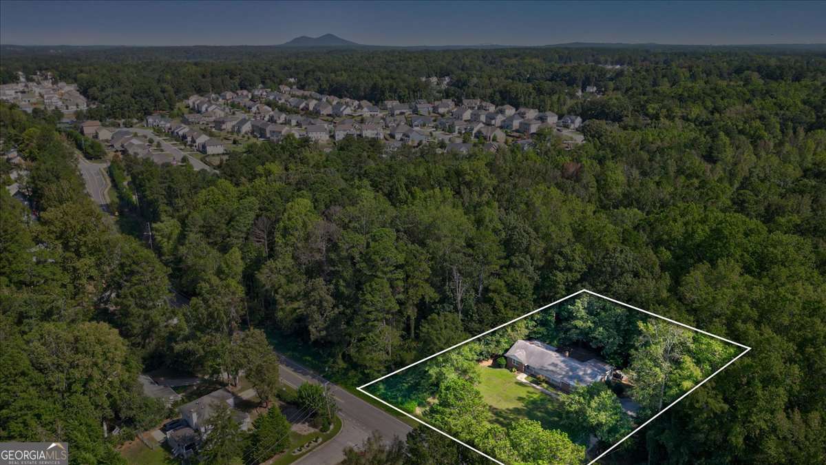 2415 Bankstone DR SW