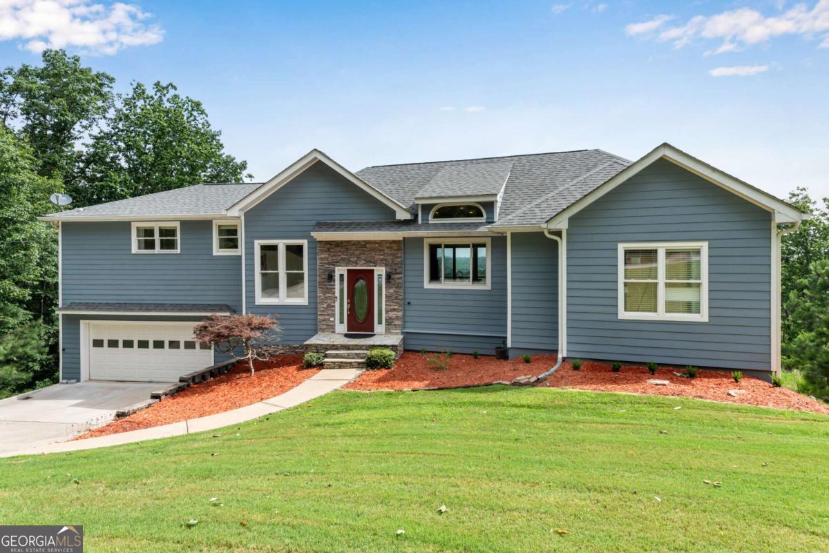 3102 Manor RDG