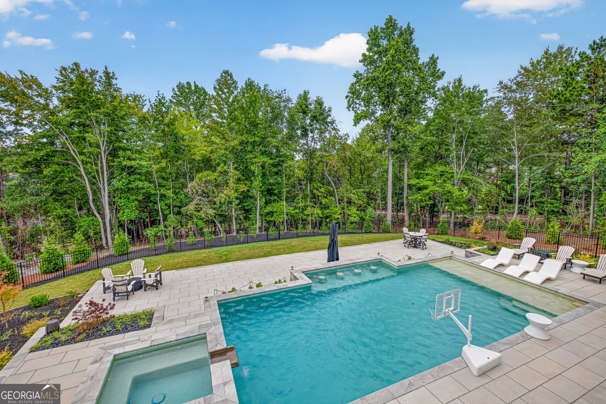 2218 Shoal Creek RD