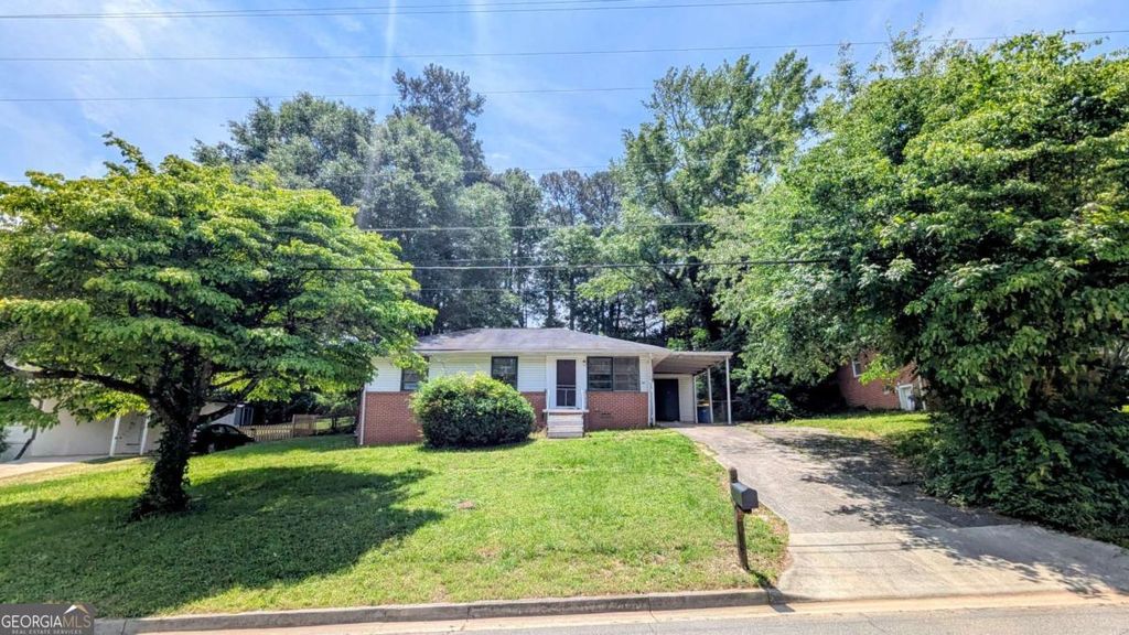 Photo of 2381 Woodland Drive NW, Kennesaw, GA 30152 (MLS # 10762853)