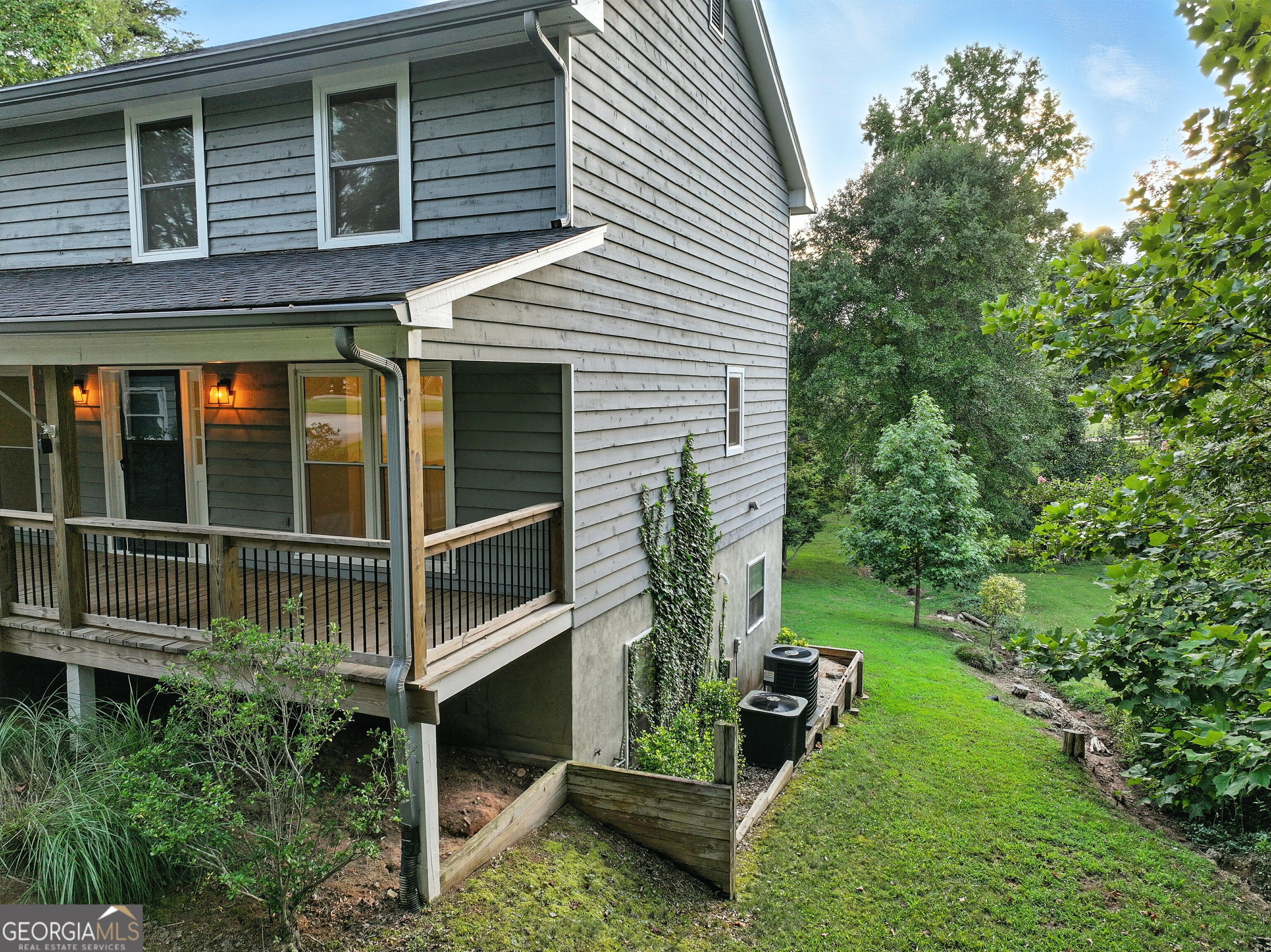 3235 Clarks Bridge RD