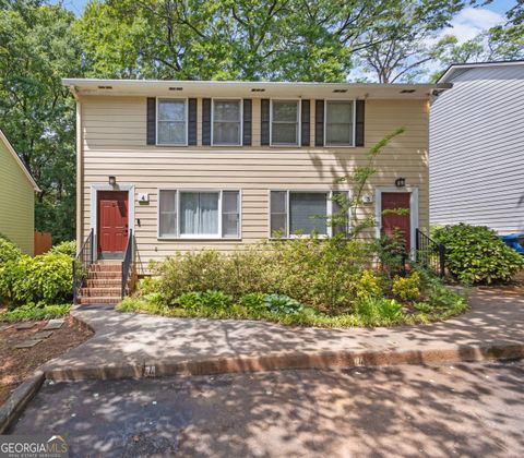 Photo of 4 Holly Downs Court NW, Atlanta, GA 30318 (MLS # 10756354)