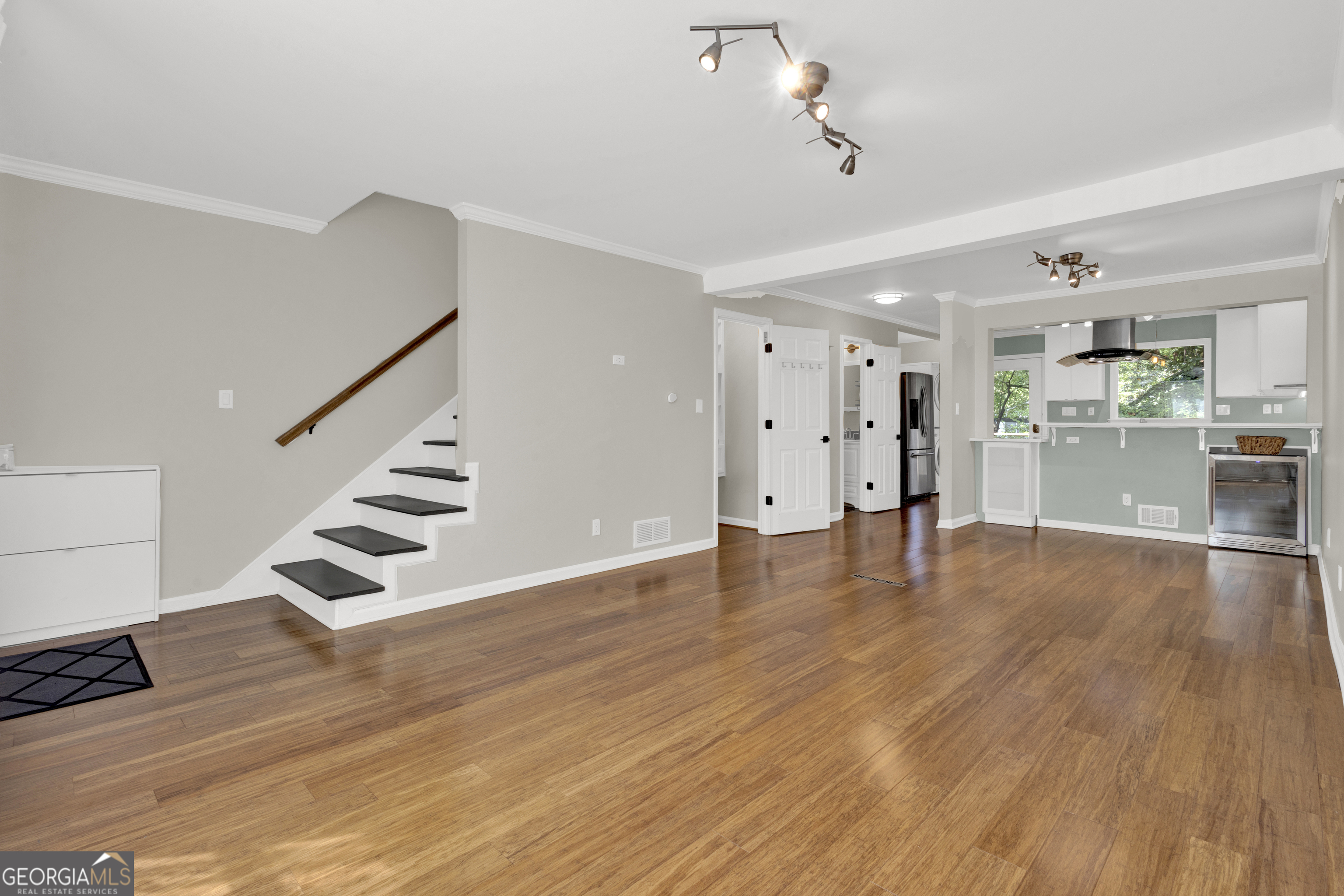 4 Holly Downs CT NW