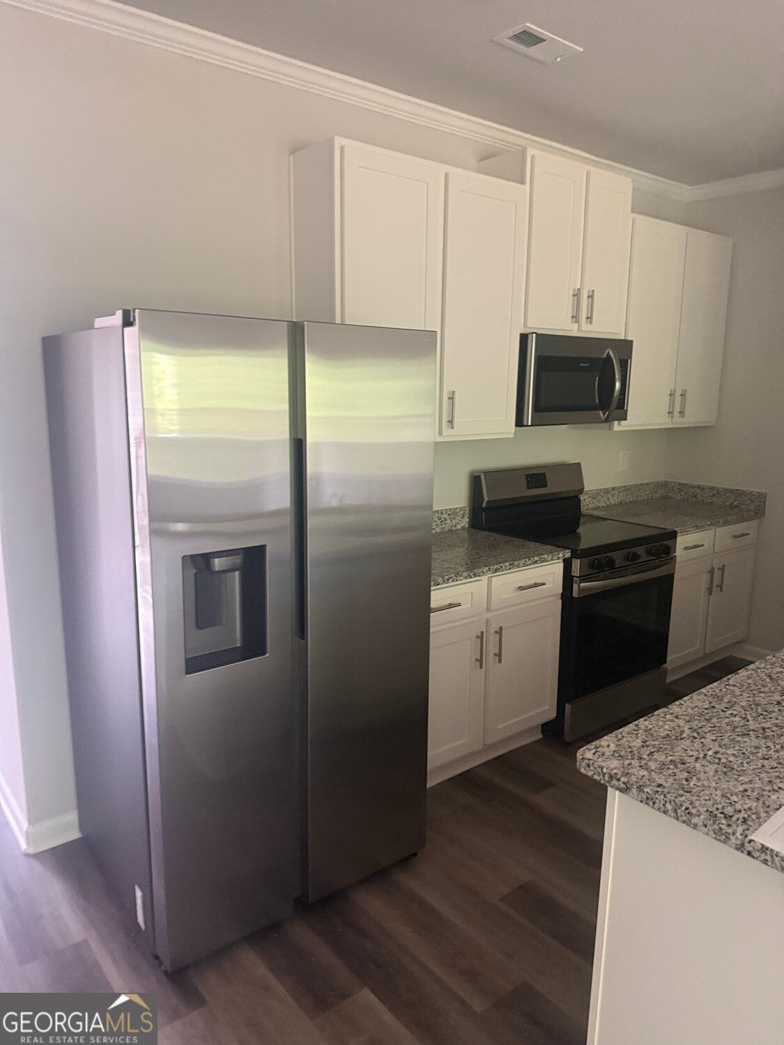 8678 Lakeview Cmns CMNS