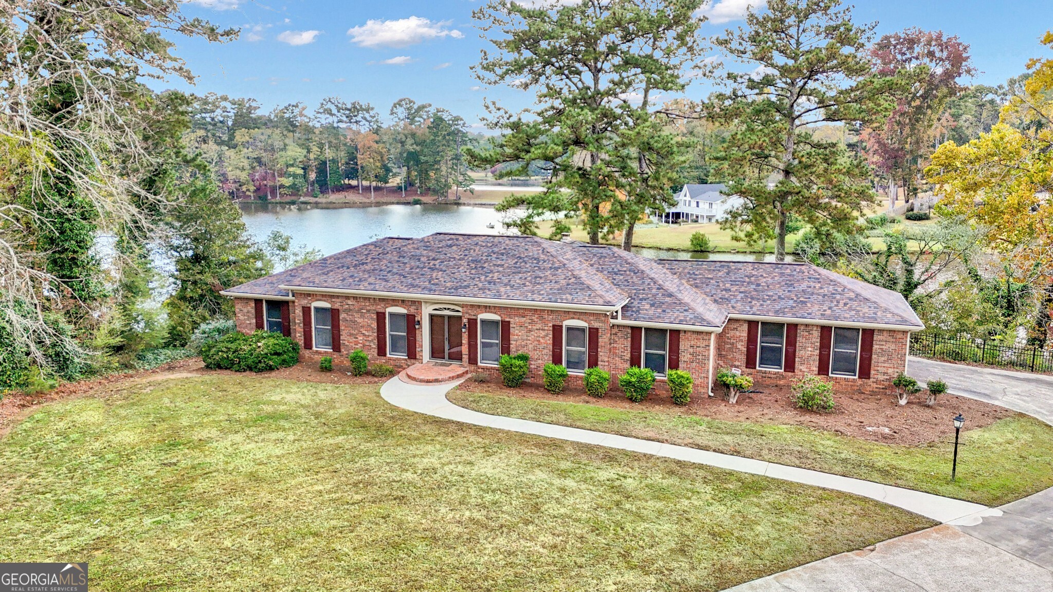 Lake Hills - Residential