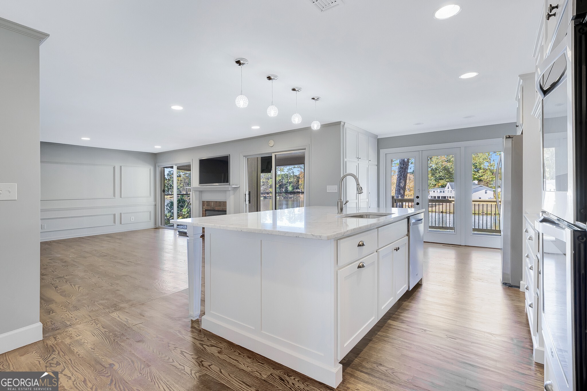 Lake Hills - Residential