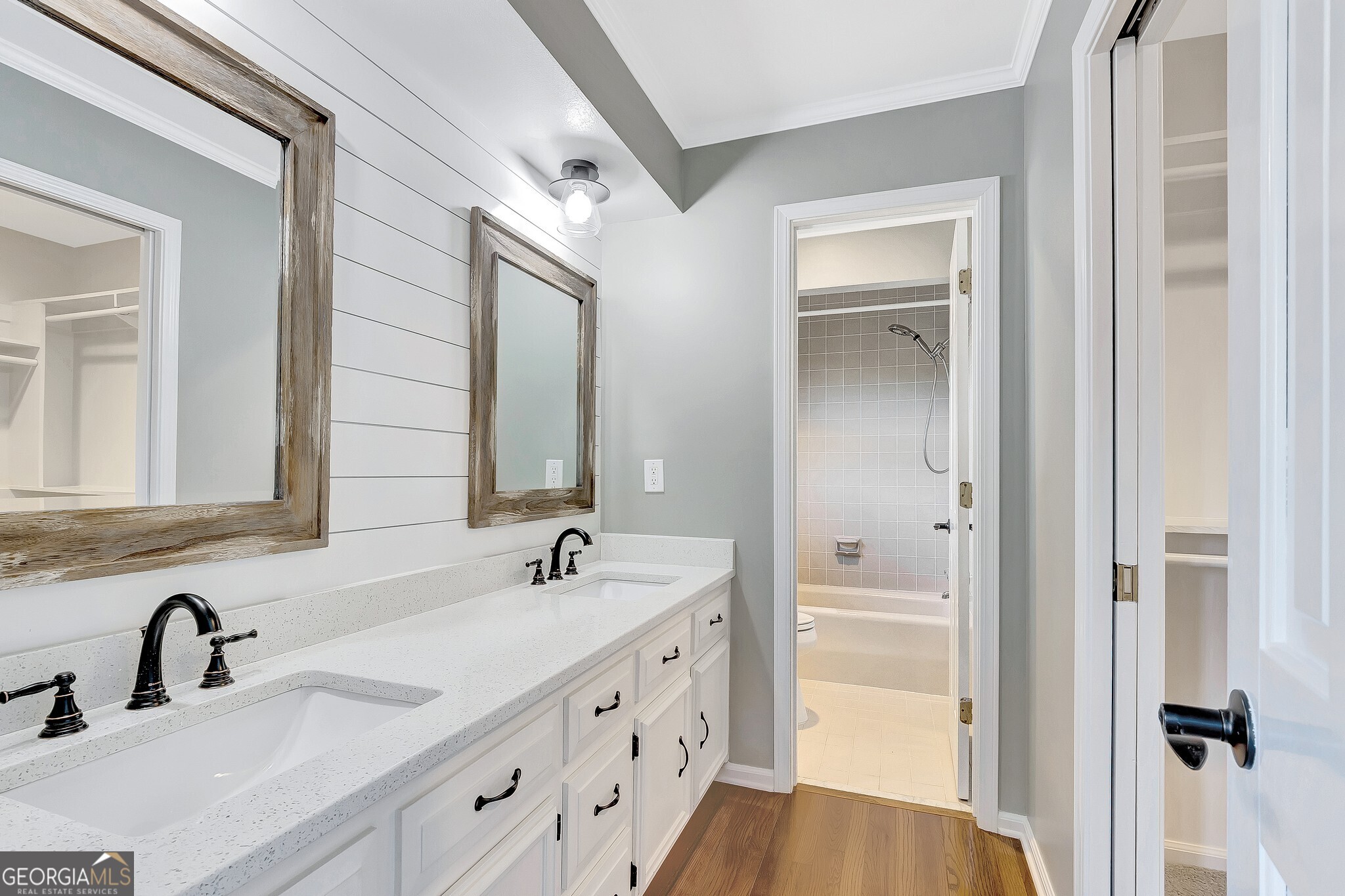 Lake Hills - Residential