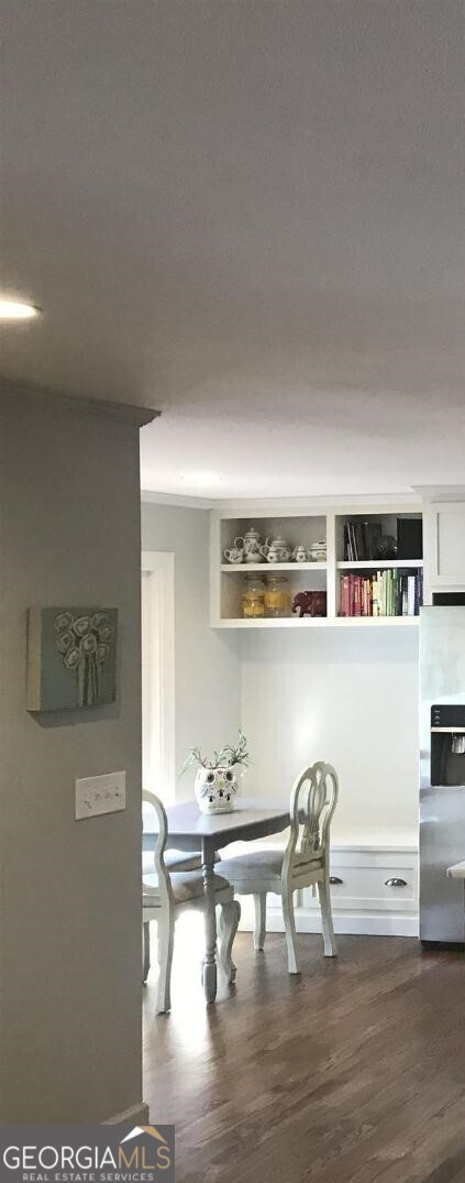 Lake Hills - Residential