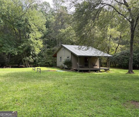 141 Friendship LN Mineral Bluff GA 30559