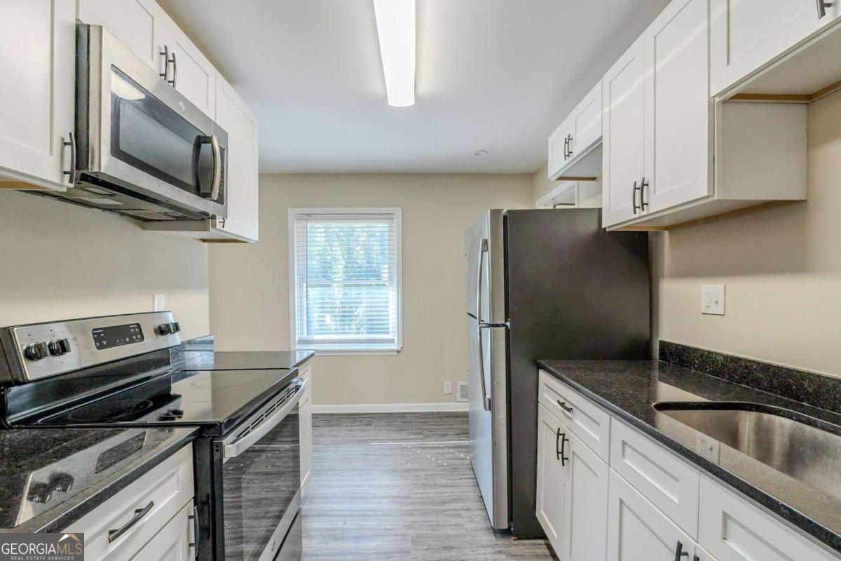 1662 Flintwood DR SE