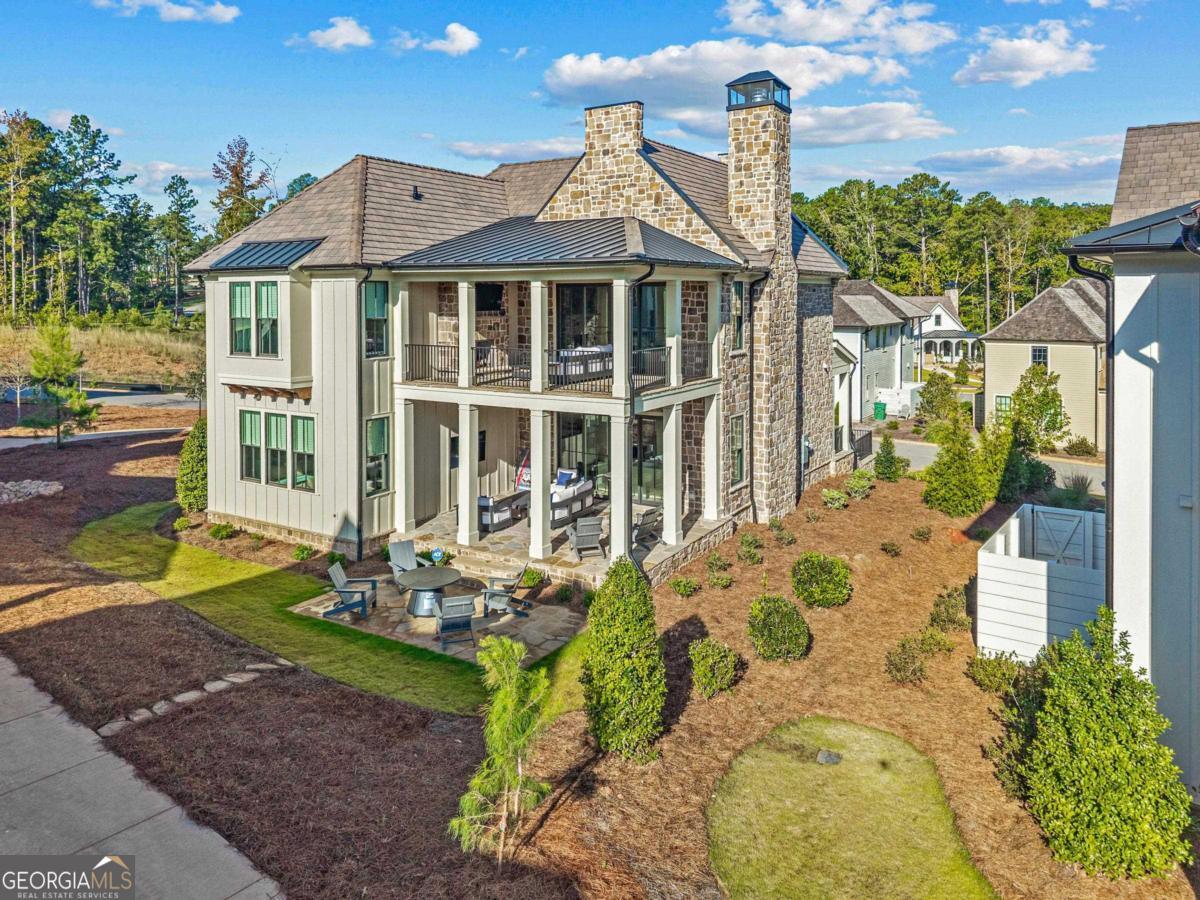 1011 West Rock LOOP