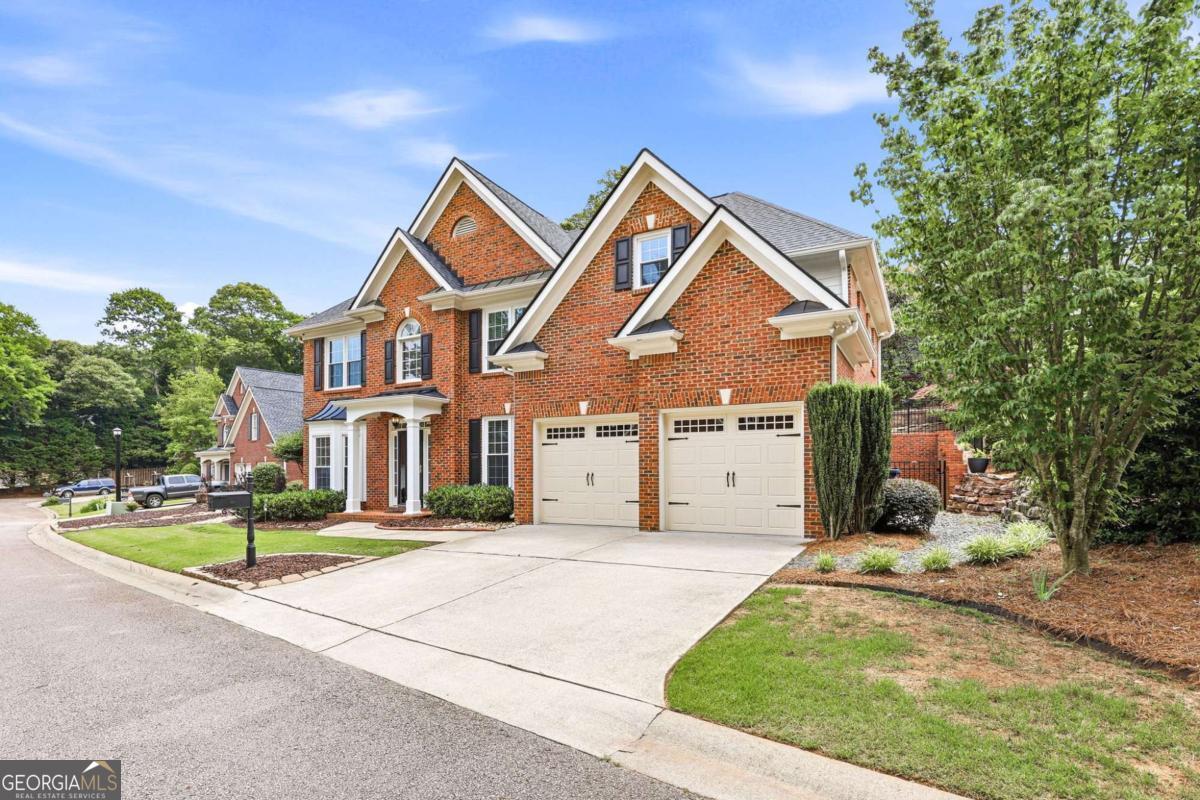 766 Oak Shire CT